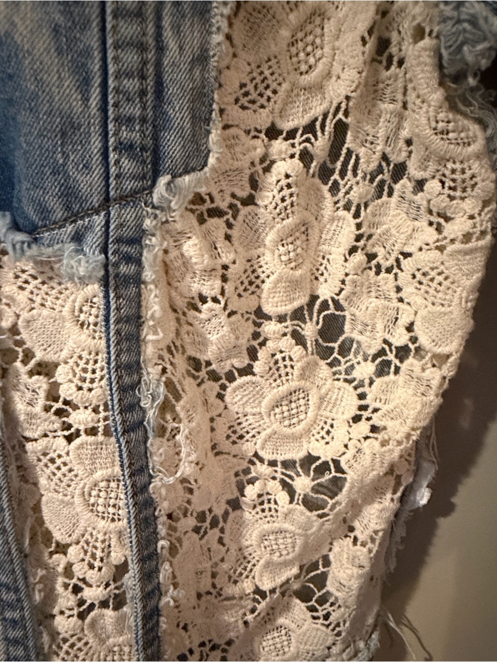 Carmar Light Wash Denim Crochet Lace Patchwork Oversized Jacket S NWOT - Picture 9 of 9